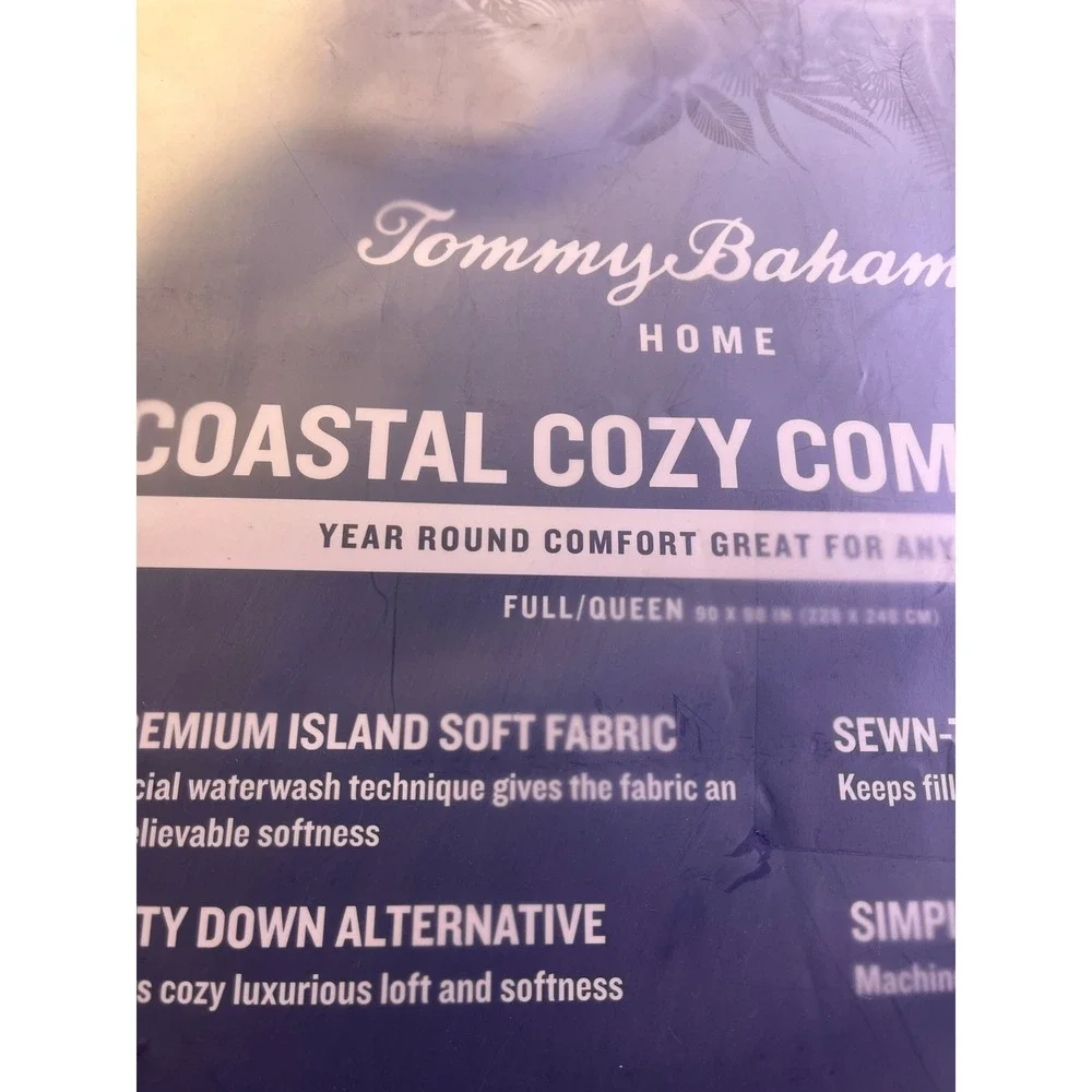 Tommy Bahama Coastal Cozy Comforter F/Q White NEW Tropical Down Alternative